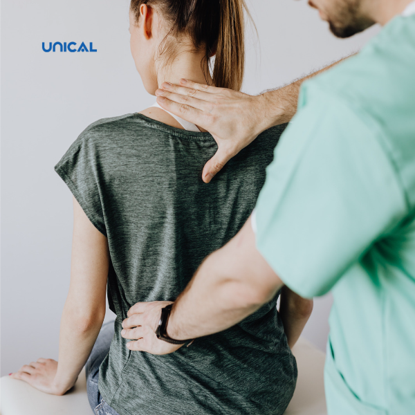 Kiểm tra sức khỏe định kỳ để được xét nghiệm, phát hiện nguy cơ mắc loãng xương sớm.