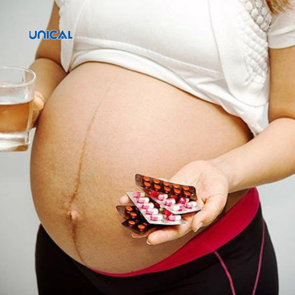 Bà bầu cần uống sắt canxi và vitamin tổng hợp đúng cách để đảm bảo hiệu quả